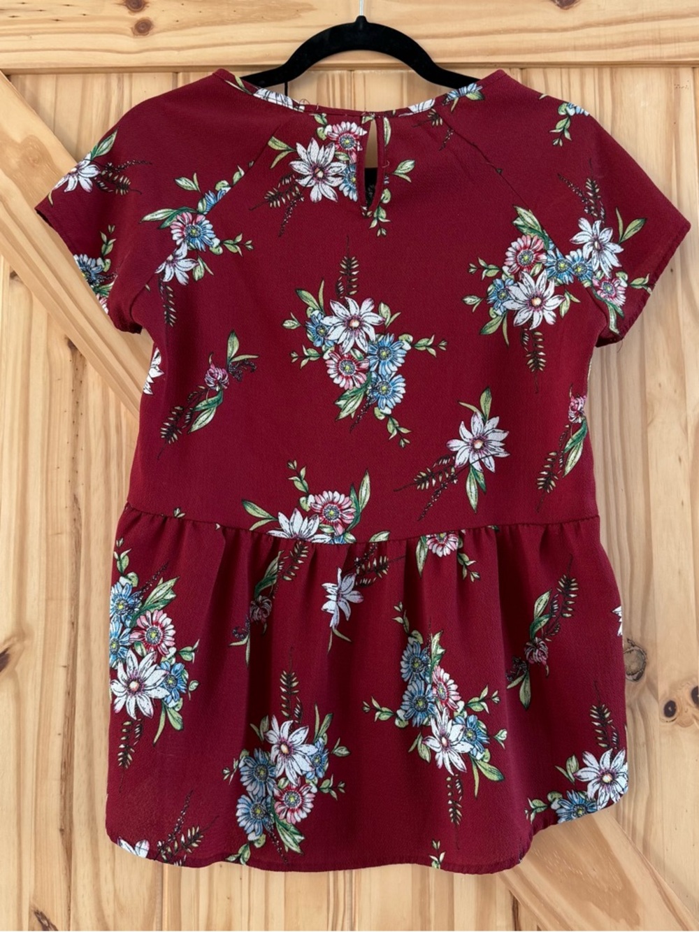 Small Floral Blouse - Picture 2 of 3